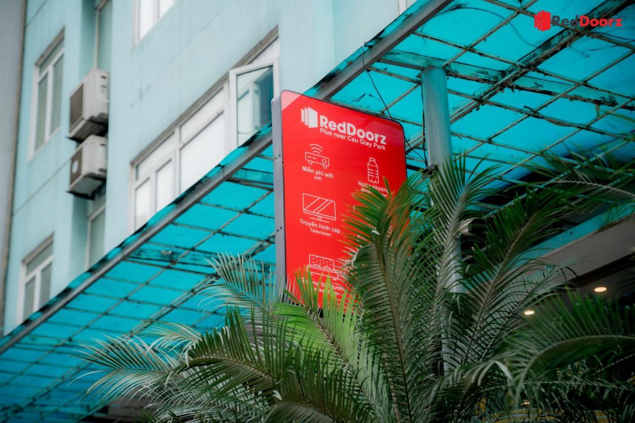 RedDoorz Plus near Cau Giay Park Hanoi Exterior foto