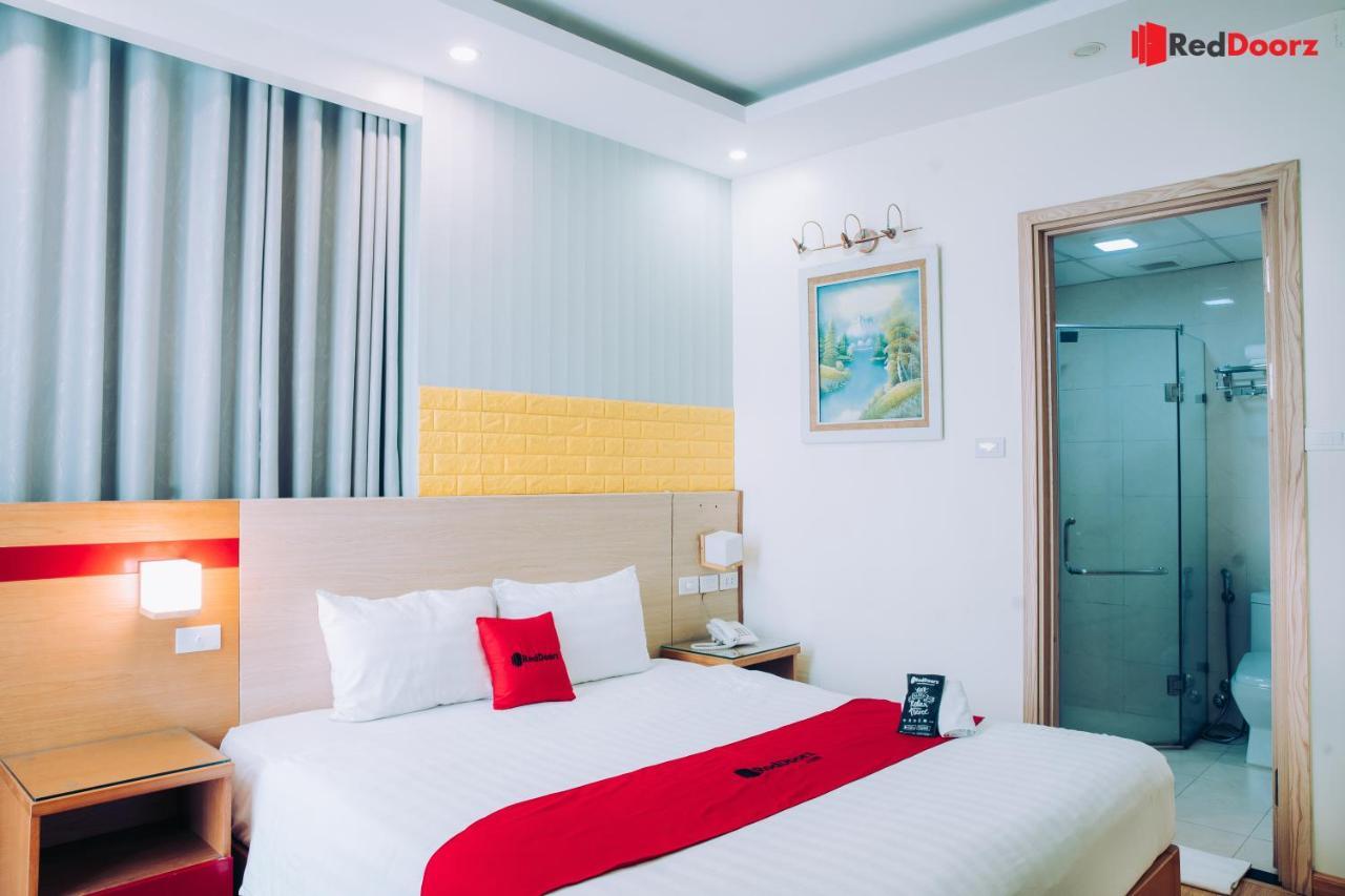 RedDoorz Plus near Cau Giay Park Hanoi Exterior foto