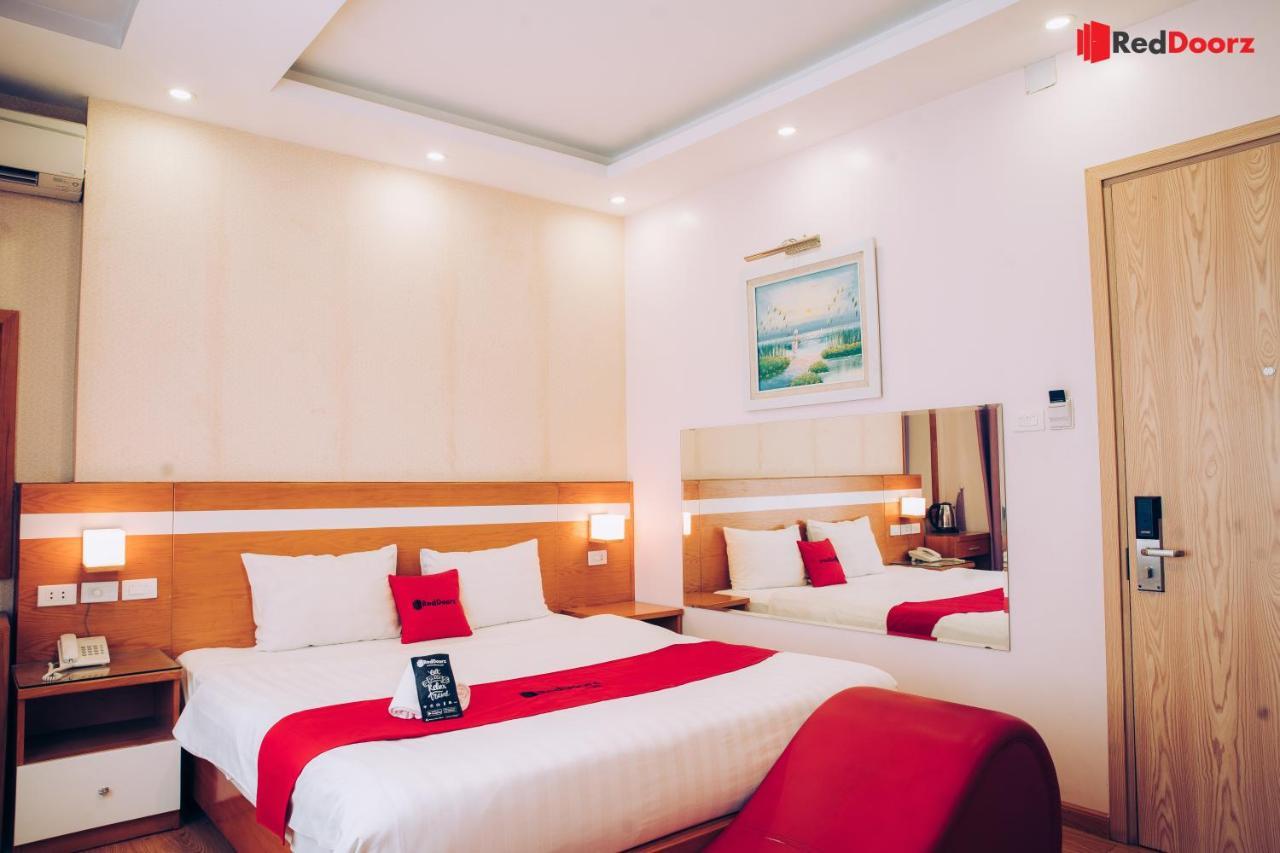 RedDoorz Plus near Cau Giay Park Hanoi Exterior foto