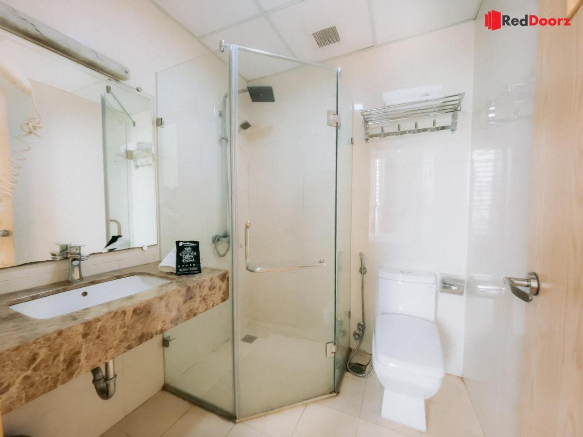 RedDoorz Plus near Cau Giay Park Hanoi Exterior foto