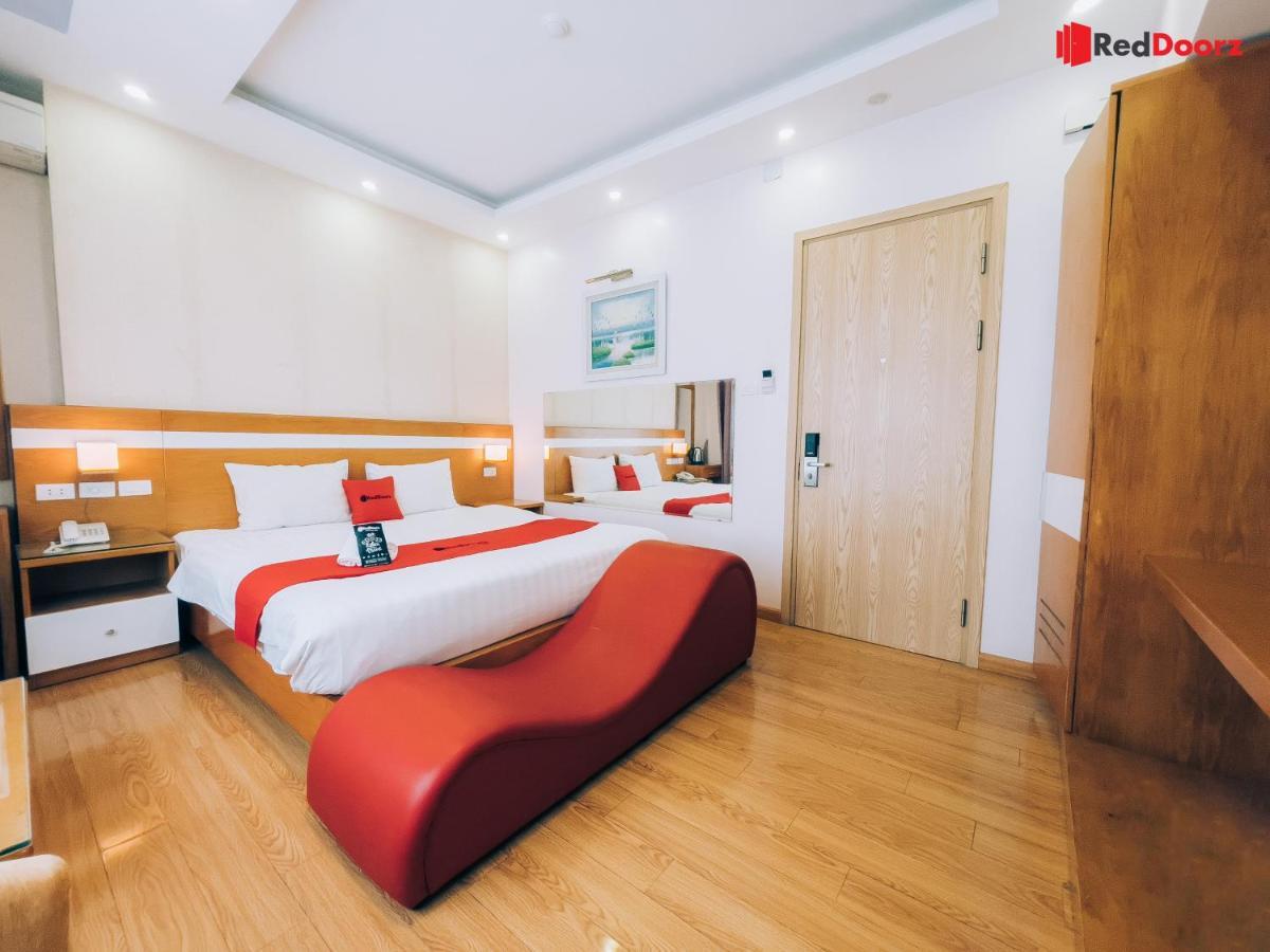 RedDoorz Plus near Cau Giay Park Hanoi Exterior foto