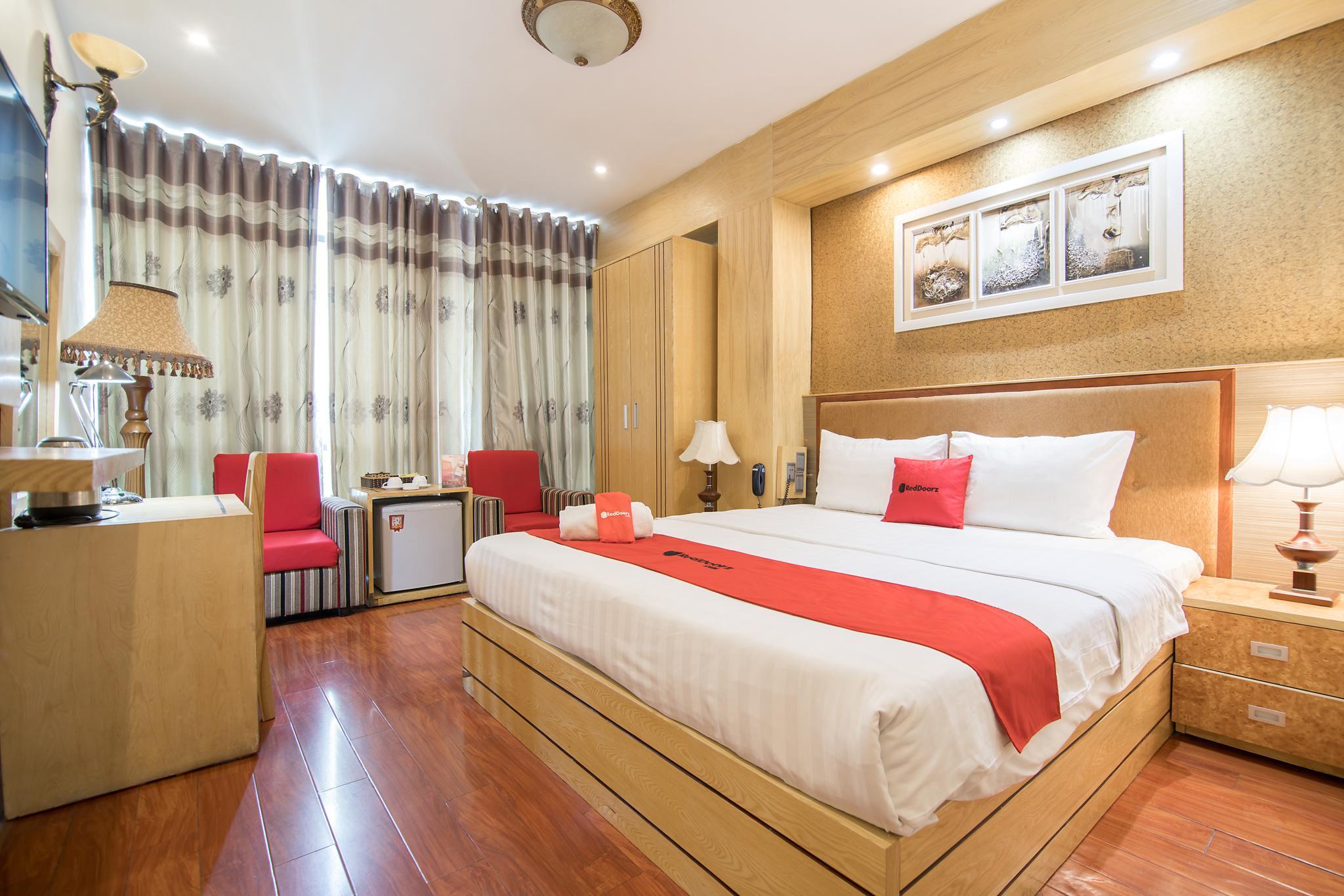RedDoorz Plus near Cau Giay Park Hanoi Exterior foto