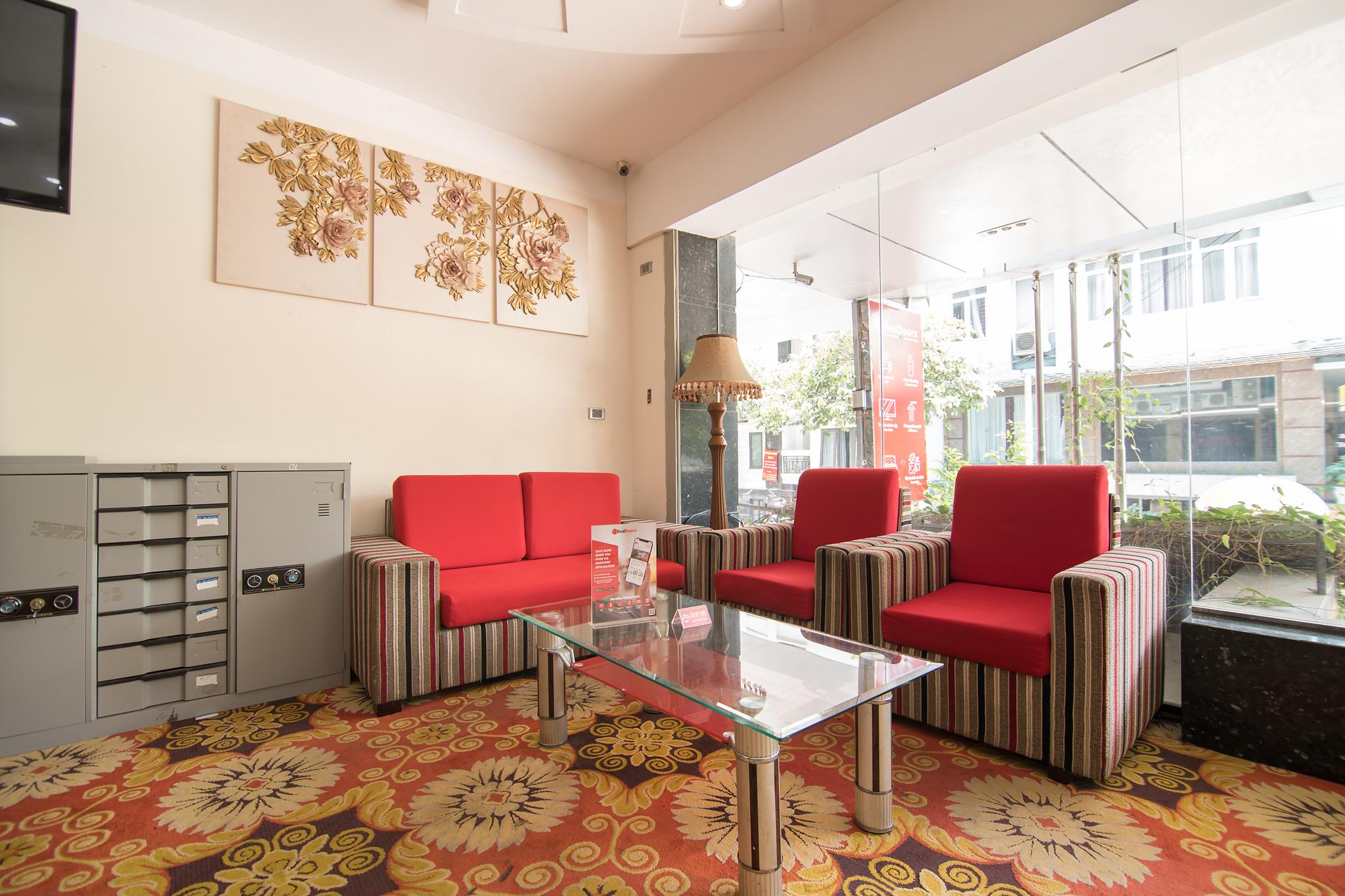 RedDoorz Plus near Cau Giay Park Hanoi Exterior foto